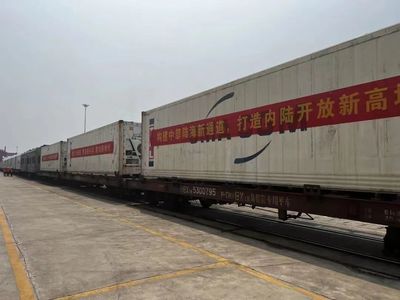 全省首趟！巴西果汁順利運(yùn)抵贛州國(guó)際陸港，助力進(jìn)出口雙循環(huán)